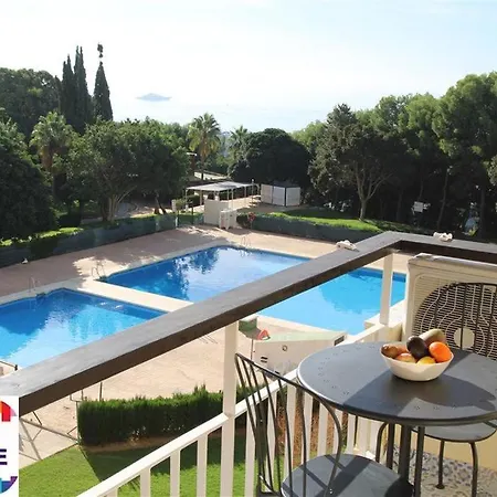 Luxurious 1 Bed With 5 Pools & Gardens. Apartment